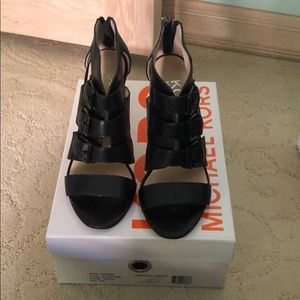 KORS by Michael Kors black heeled sandals sz 7